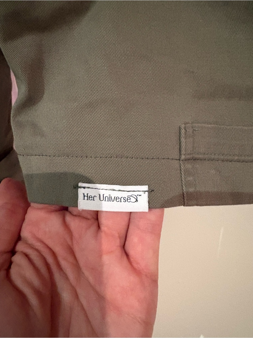 Mandalorian & Grogu Khaki Patch Utility Star Wars Jacket by Her Universe 🩶✨💚 - Picture 5 of 6